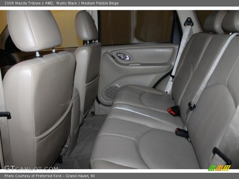 Mystic Black / Medium Pebble Beige 2006 Mazda Tribute s 4WD