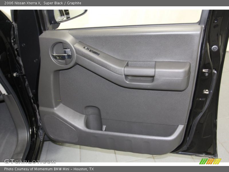Super Black / Graphite 2006 Nissan Xterra X