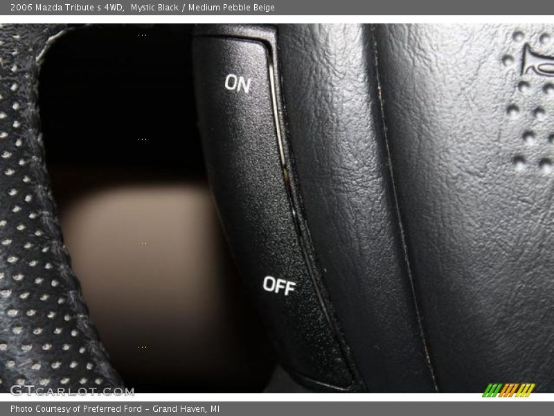 Mystic Black / Medium Pebble Beige 2006 Mazda Tribute s 4WD