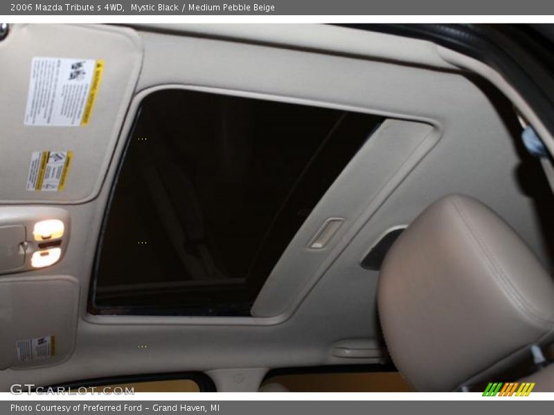 Mystic Black / Medium Pebble Beige 2006 Mazda Tribute s 4WD