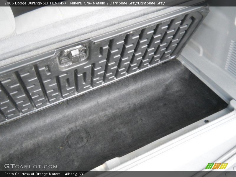 Mineral Gray Metallic / Dark Slate Gray/Light Slate Gray 2006 Dodge Durango SLT HEMI 4x4