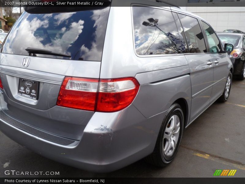 Silver Pearl Metallic / Gray 2007 Honda Odyssey EX-L