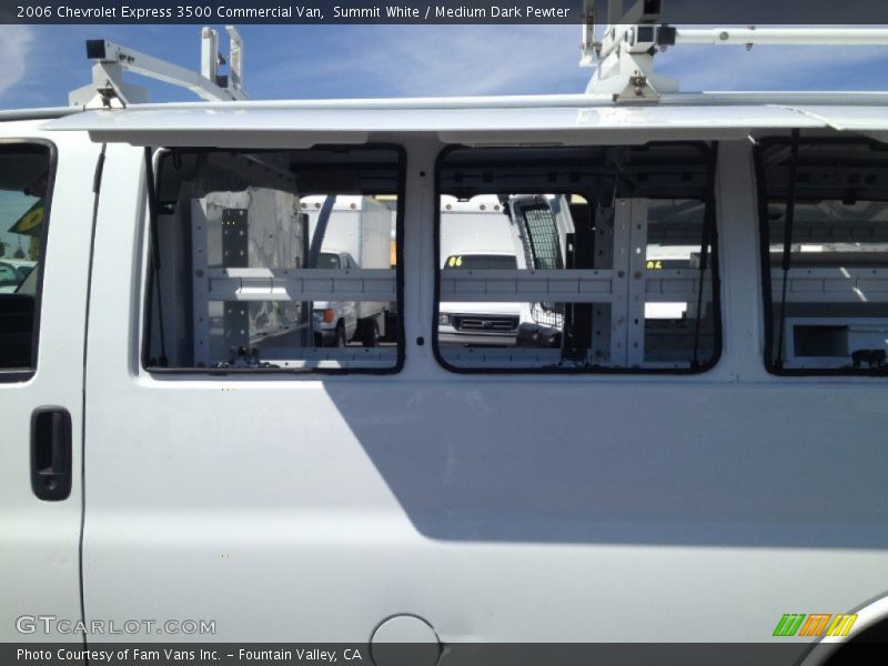 Summit White / Medium Dark Pewter 2006 Chevrolet Express 3500 Commercial Van