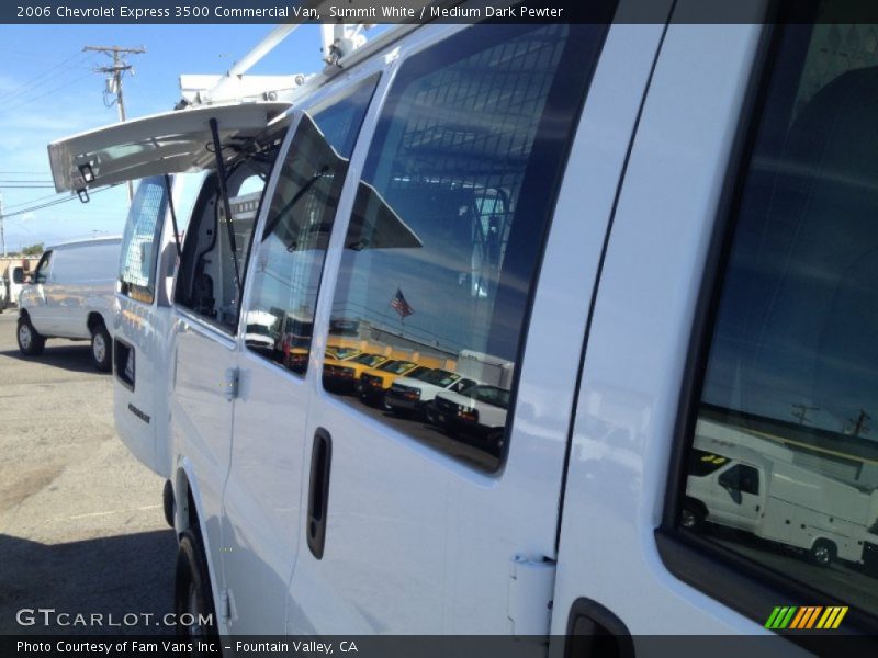 Summit White / Medium Dark Pewter 2006 Chevrolet Express 3500 Commercial Van