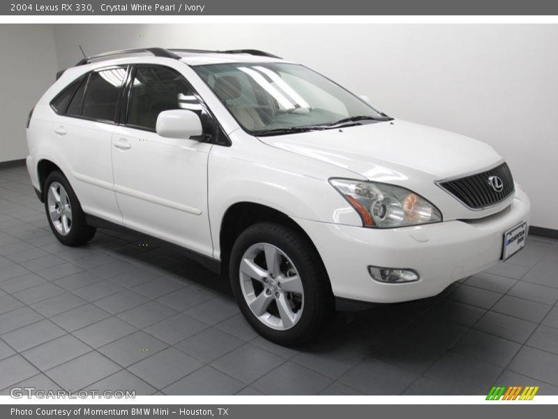 Front 3/4 View of 2004 RX 330