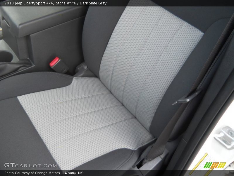 Stone White / Dark Slate Gray 2010 Jeep Liberty Sport 4x4
