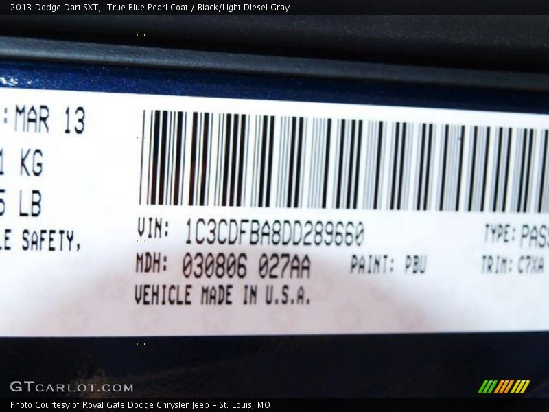 True Blue Pearl Coat / Black/Light Diesel Gray 2013 Dodge Dart SXT