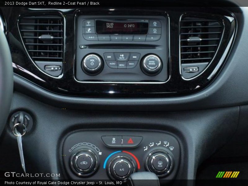 Redline 2-Coat Pearl / Black 2013 Dodge Dart SXT