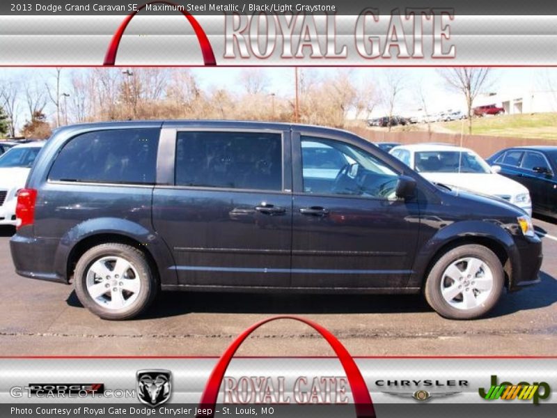 Maximum Steel Metallic / Black/Light Graystone 2013 Dodge Grand Caravan SE