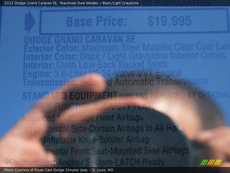 Maximum Steel Metallic / Black/Light Graystone 2013 Dodge Grand Caravan SE