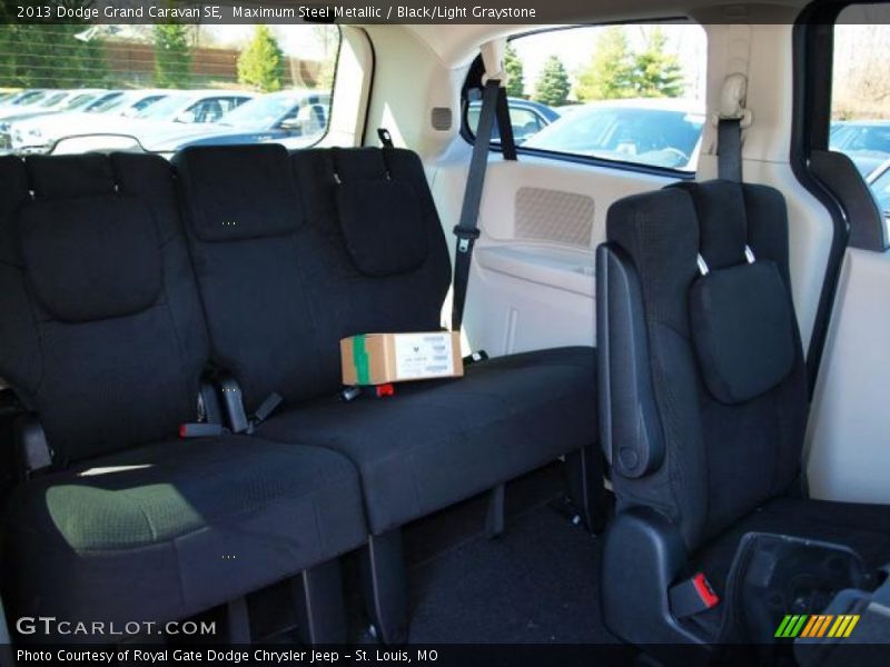 Maximum Steel Metallic / Black/Light Graystone 2013 Dodge Grand Caravan SE