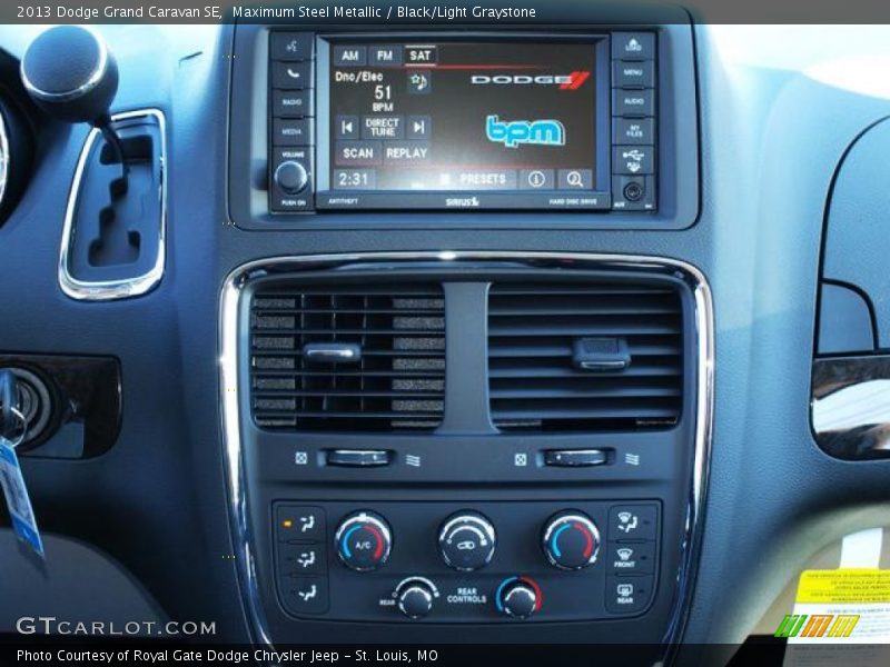 Maximum Steel Metallic / Black/Light Graystone 2013 Dodge Grand Caravan SE