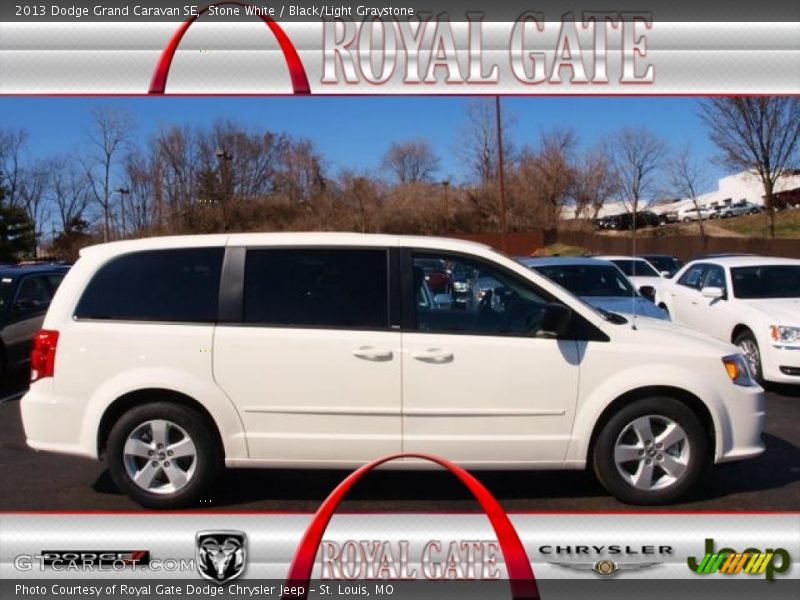 Stone White / Black/Light Graystone 2013 Dodge Grand Caravan SE