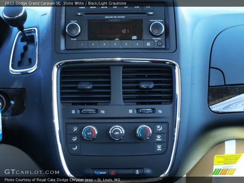 Stone White / Black/Light Graystone 2013 Dodge Grand Caravan SE