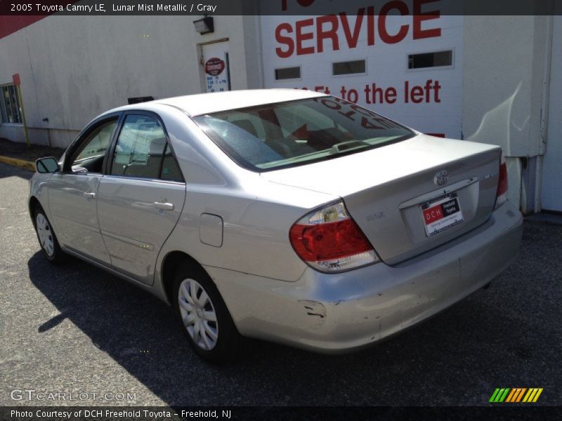 Lunar Mist Metallic / Gray 2005 Toyota Camry LE
