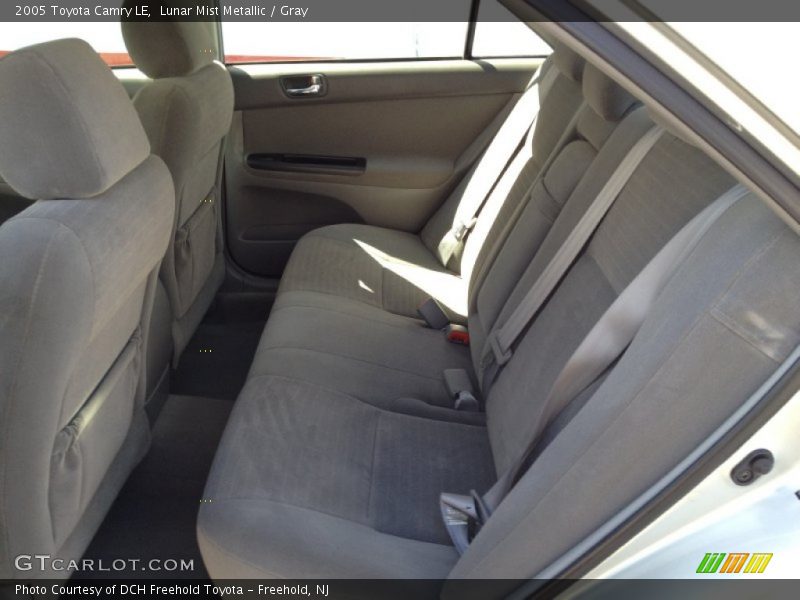 Lunar Mist Metallic / Gray 2005 Toyota Camry LE