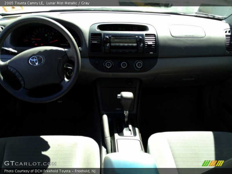 Lunar Mist Metallic / Gray 2005 Toyota Camry LE