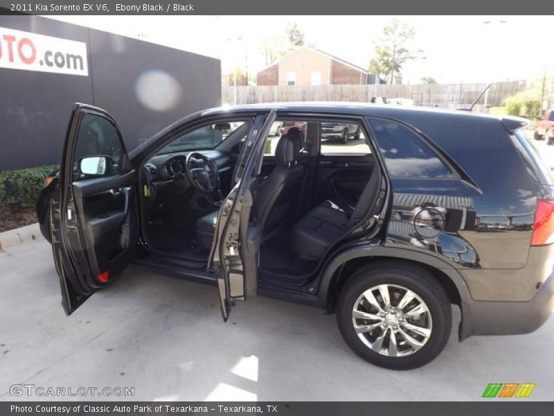 Ebony Black / Black 2011 Kia Sorento EX V6