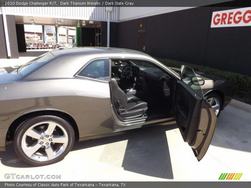 Dark Titanium Metallic / Dark Slate Gray 2010 Dodge Challenger R/T