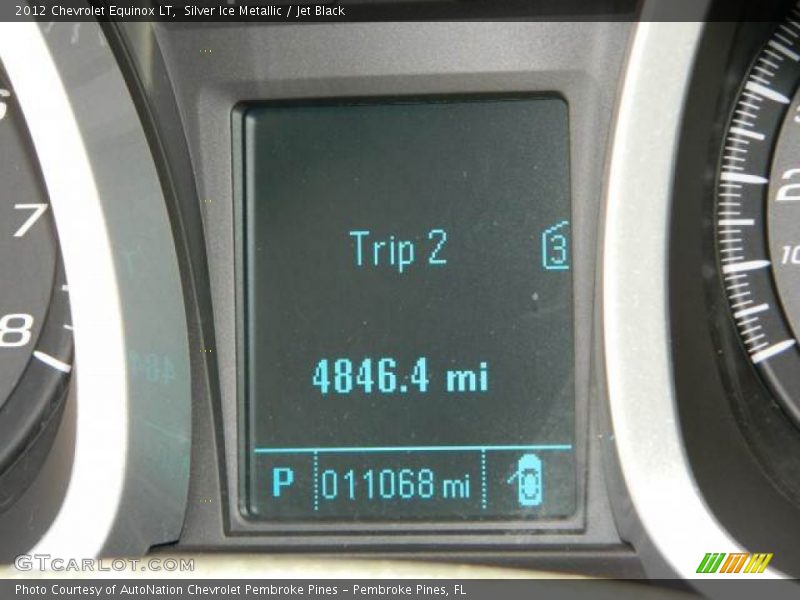Silver Ice Metallic / Jet Black 2012 Chevrolet Equinox LT