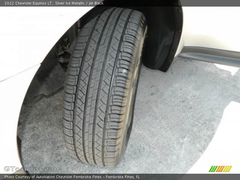 Silver Ice Metallic / Jet Black 2012 Chevrolet Equinox LT