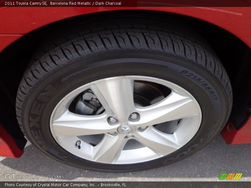 Barcelona Red Metallic / Dark Charcoal 2011 Toyota Camry SE