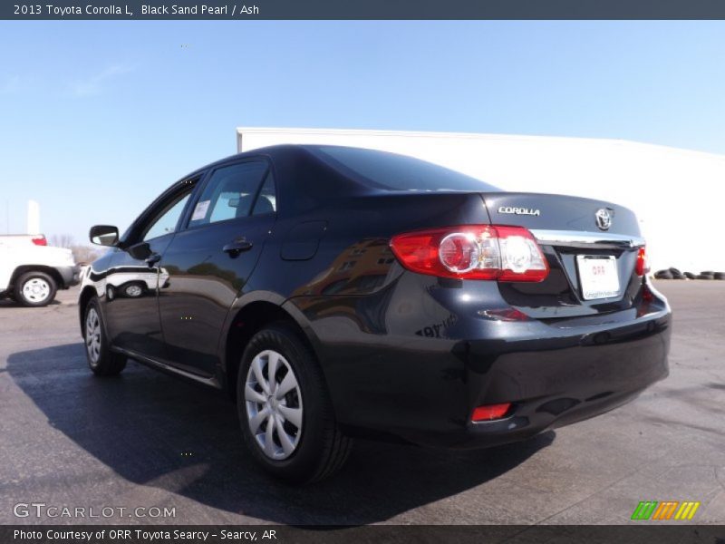 Black Sand Pearl / Ash 2013 Toyota Corolla L