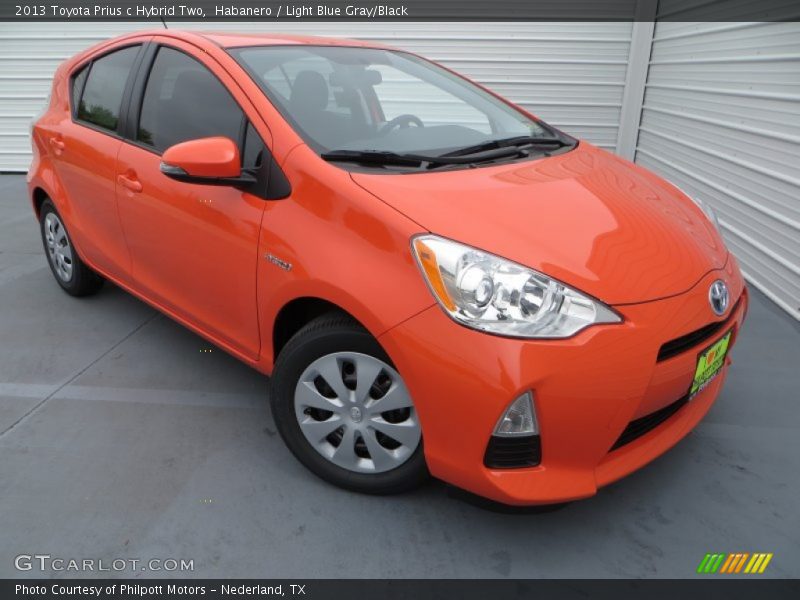 Front 3/4 View of 2013 Prius c Hybrid Two