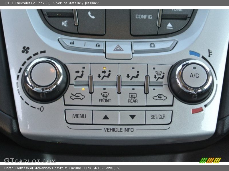 Silver Ice Metallic / Jet Black 2013 Chevrolet Equinox LT