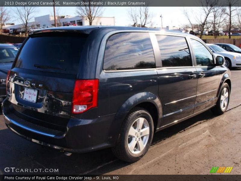 Maximum Steel Metallic / Black/Light Graystone 2013 Dodge Grand Caravan SE