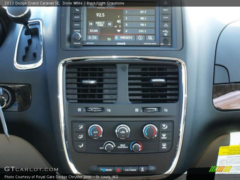 Stone White / Black/Light Graystone 2013 Dodge Grand Caravan SE