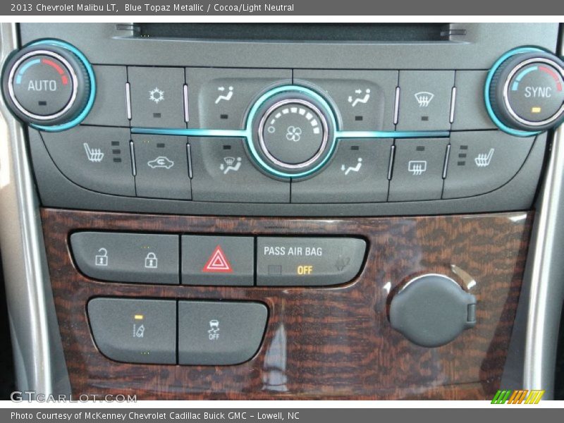 Blue Topaz Metallic / Cocoa/Light Neutral 2013 Chevrolet Malibu LT