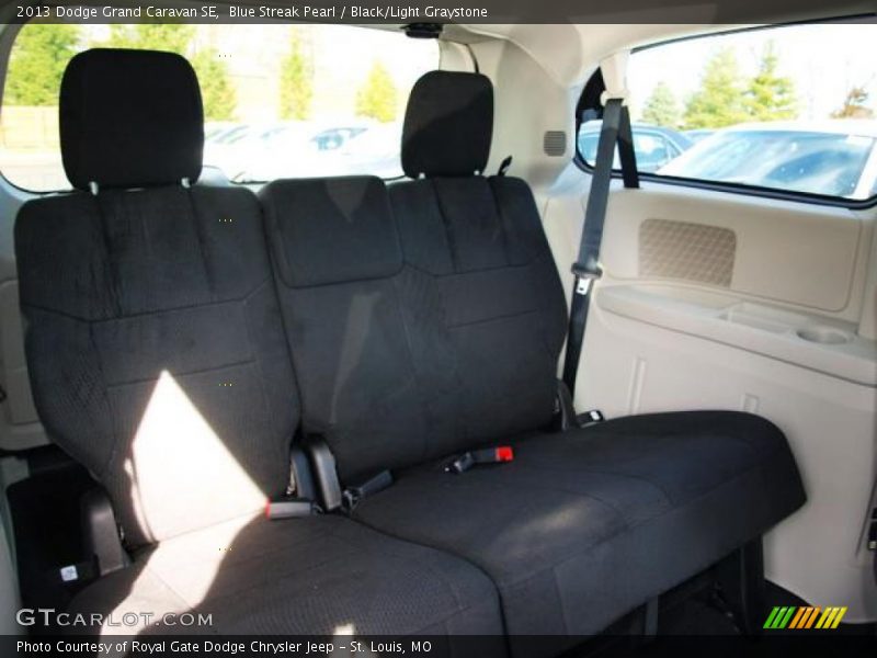 Blue Streak Pearl / Black/Light Graystone 2013 Dodge Grand Caravan SE