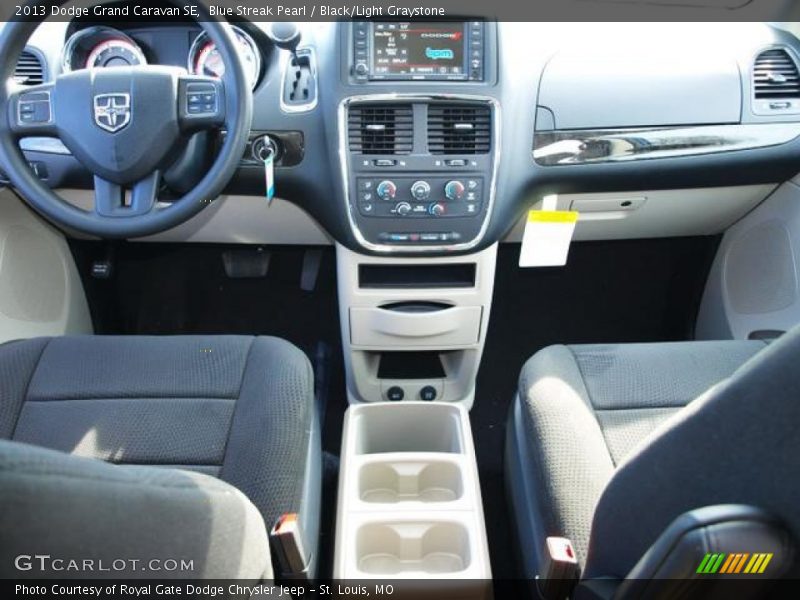 Blue Streak Pearl / Black/Light Graystone 2013 Dodge Grand Caravan SE