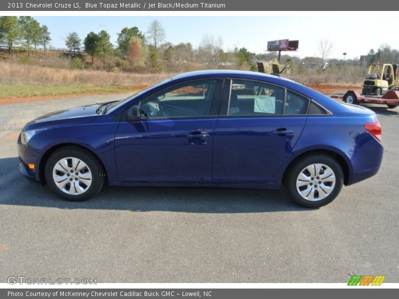 Blue Topaz Metallic / Jet Black/Medium Titanium 2013 Chevrolet Cruze LS