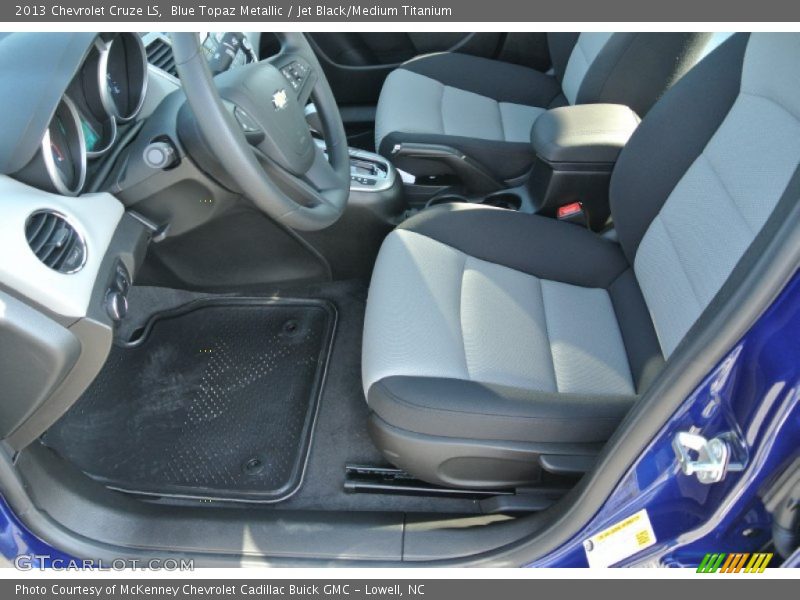 Blue Topaz Metallic / Jet Black/Medium Titanium 2013 Chevrolet Cruze LS