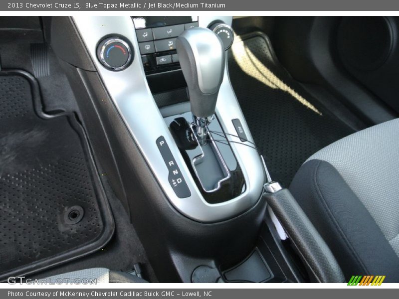 Blue Topaz Metallic / Jet Black/Medium Titanium 2013 Chevrolet Cruze LS