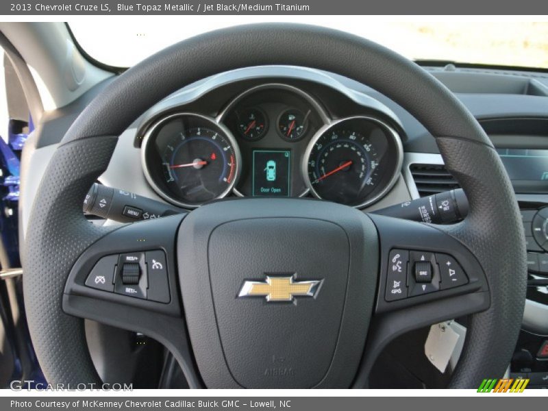 Blue Topaz Metallic / Jet Black/Medium Titanium 2013 Chevrolet Cruze LS