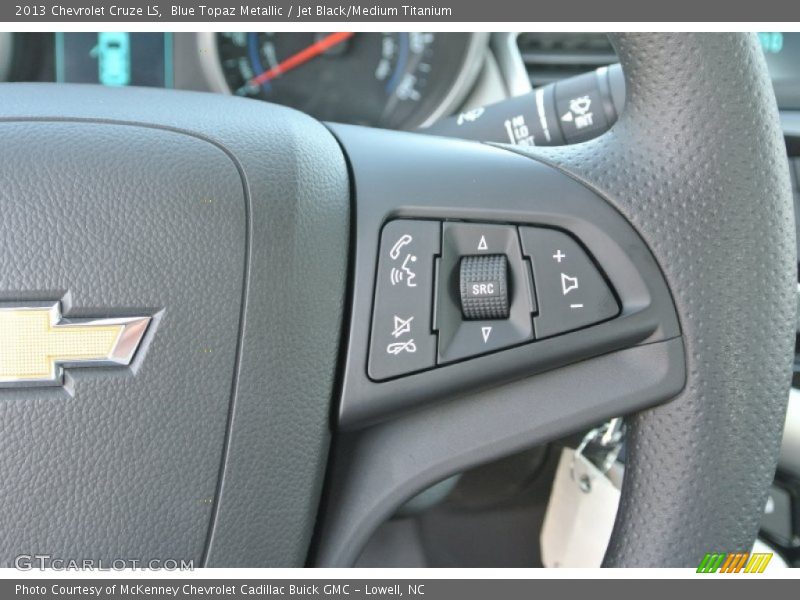 Blue Topaz Metallic / Jet Black/Medium Titanium 2013 Chevrolet Cruze LS