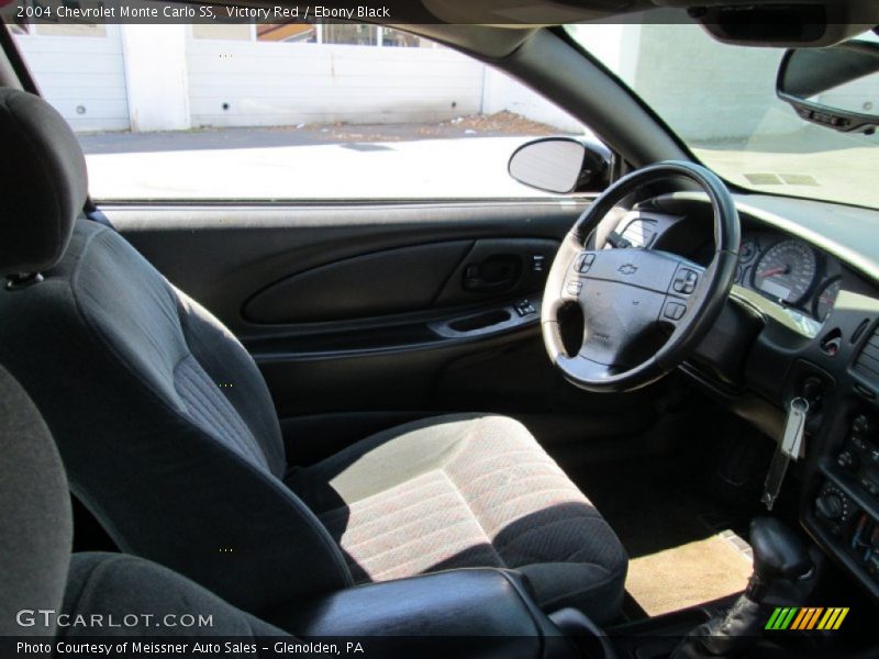Victory Red / Ebony Black 2004 Chevrolet Monte Carlo SS