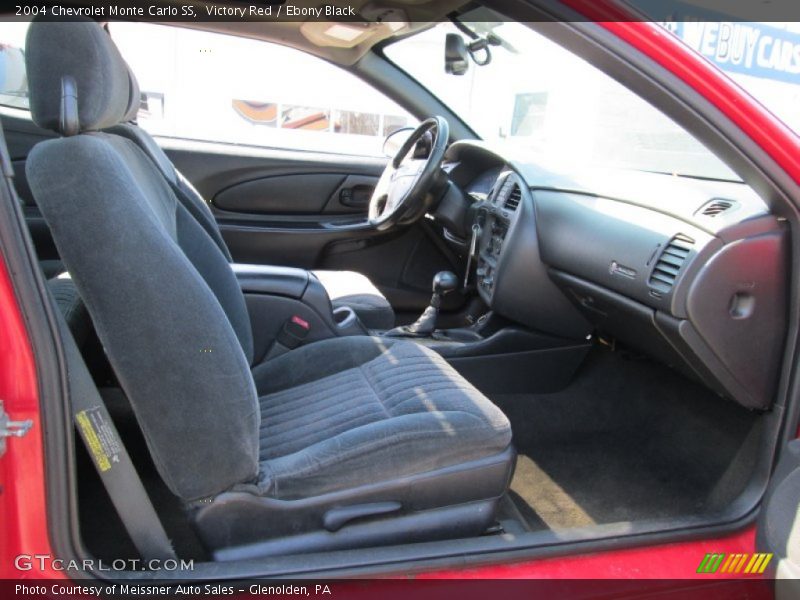 Victory Red / Ebony Black 2004 Chevrolet Monte Carlo SS