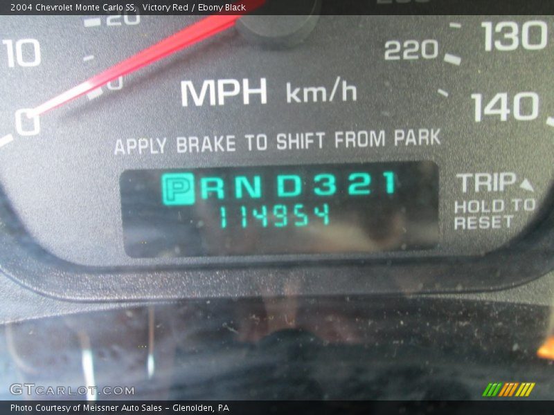 Victory Red / Ebony Black 2004 Chevrolet Monte Carlo SS