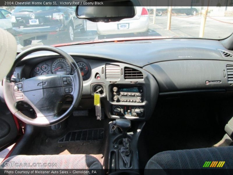 Victory Red / Ebony Black 2004 Chevrolet Monte Carlo SS