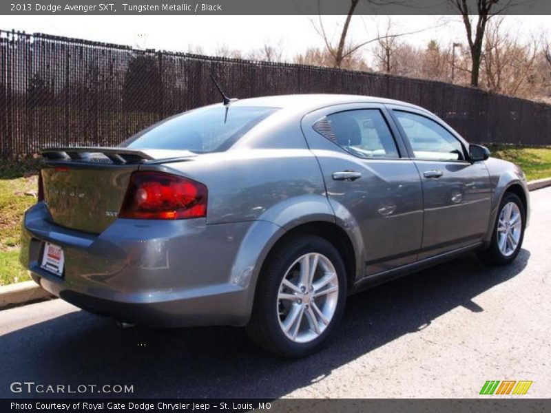 Tungsten Metallic / Black 2013 Dodge Avenger SXT