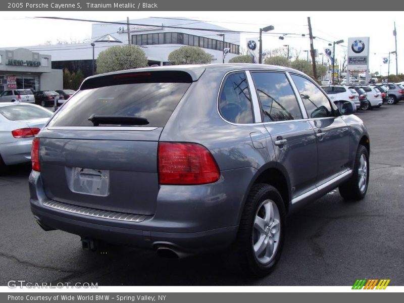 Titanium Metallic / Black 2005 Porsche Cayenne S