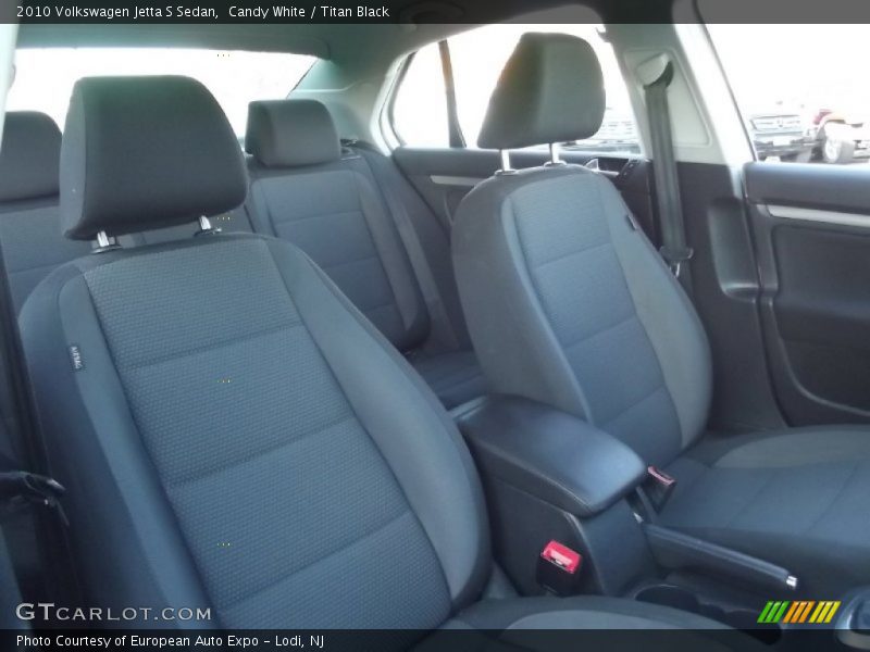 Candy White / Titan Black 2010 Volkswagen Jetta S Sedan