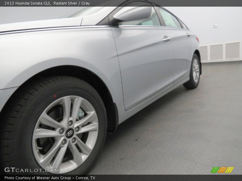 Radiant Silver / Gray 2013 Hyundai Sonata GLS