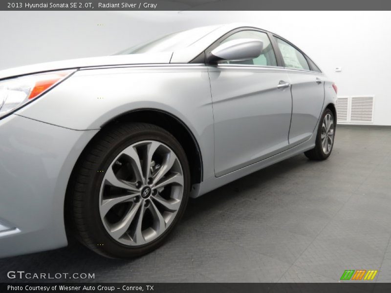 Radiant Silver / Gray 2013 Hyundai Sonata SE 2.0T