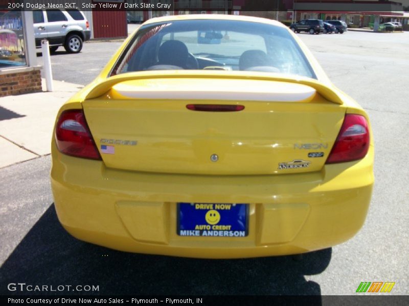 Solar Yellow / Dark Slate Gray 2004 Dodge Neon SXT