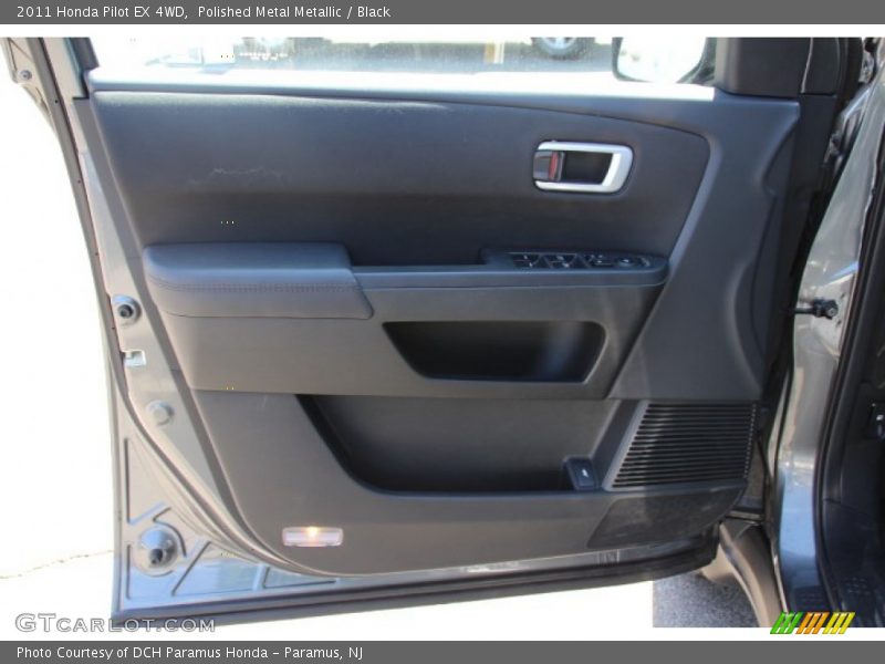 Polished Metal Metallic / Black 2011 Honda Pilot EX 4WD